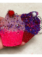 Load image into Gallery viewer, Cupcake sparkle freshie