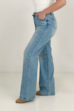 Load image into Gallery viewer, Judy Blue High Waist with Pocket Details Wide Leg Jeans
