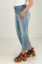 Load image into Gallery viewer, Judy Blue High Waist Button Fly Vintage Wasg Crop Wide Leg Jeans