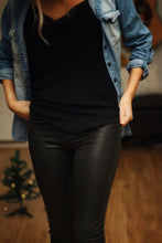 Load image into Gallery viewer, Dark as night textured faux leather leggings