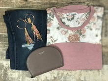 Load image into Gallery viewer, Blushing Floral vintage top