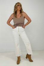 Load image into Gallery viewer, "Sophie" Judy Blue High Waist Wide Leg White Cropped Jeans