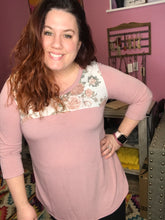Load image into Gallery viewer, Blushing Floral vintage top