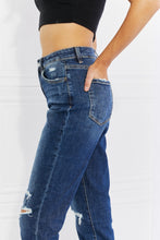 Load image into Gallery viewer, VERVET Full Size Distressed Cropped Jeans with Pockets