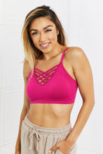 Load image into Gallery viewer, Zenana On The Go Full Size Detail Bralette