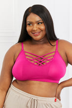 Load image into Gallery viewer, Zenana On The Go Full Size Detail Bralette