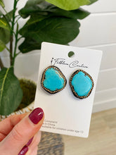 Load image into Gallery viewer, Rhinestone Cowgirl earrings