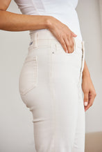 Load image into Gallery viewer, RFM Mini Mia Full Size Tummy Control High Waist Raw Hem Jeans
