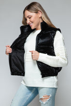 Load image into Gallery viewer, Snobbish Fine Fur Lining Quilted Vest
