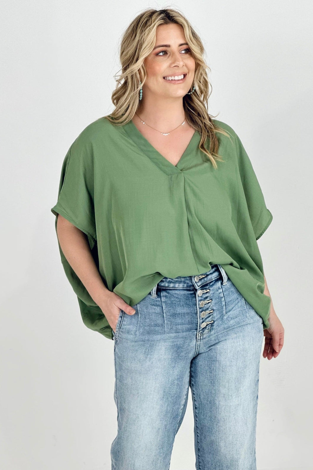 Easel Dolman Sleeve Loose Fit Tunic