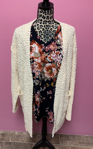 Cream Popcorn cardi - PLUS ONLY