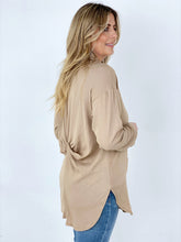 Load image into Gallery viewer, Easel &quot;Twisted Tunic&quot; Solid Button Down Tunic Shirt
