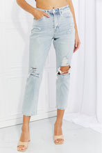 Load image into Gallery viewer, VERVET Stand Out Full Size Distressed Cropped Jeans
