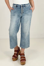 Load image into Gallery viewer, Judy Blue High Waist Button Fly Vintage Wasg Crop Wide Leg Jeans
