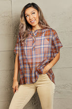 Load image into Gallery viewer, Petal Dew For You Short Sleeve Plaid Top
