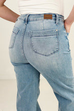 Load image into Gallery viewer, Judy Blue High Waist with Pocket Details Wide Leg Jeans
