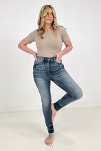 Load image into Gallery viewer, Judy Blue &quot;Mazzy&quot; High Waist Control Top Skinny Jeans
