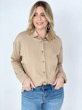 Load image into Gallery viewer, Easel &quot;Twisted Tunic&quot; Solid Button Down Tunic Shirt
