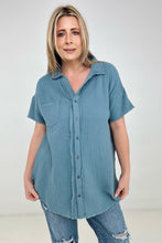 Load image into Gallery viewer, New Color - Zenana &quot;April&quot; Gauze Button Down Raw Edge Short Sleeve Top
