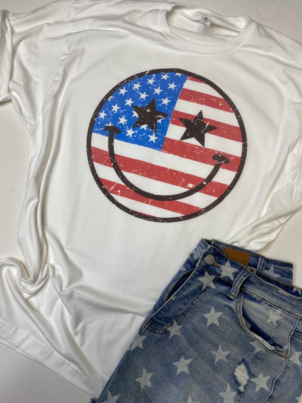 Vintage red, white and blue smiley graphic tee