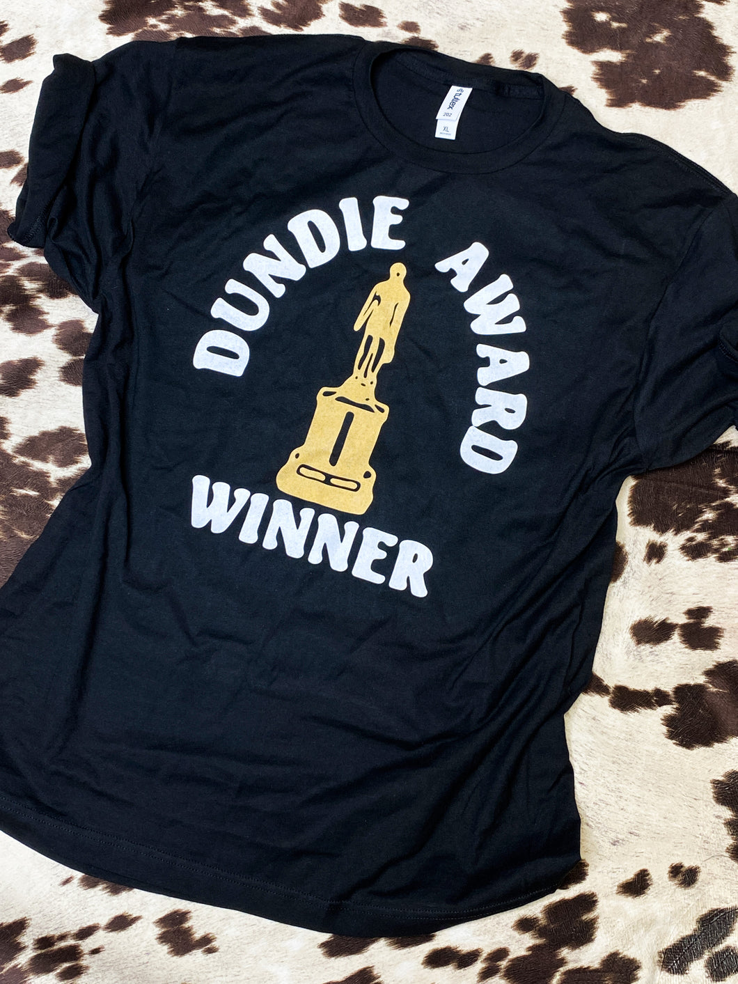 DUNDIE AWARD WINNER graphic tee