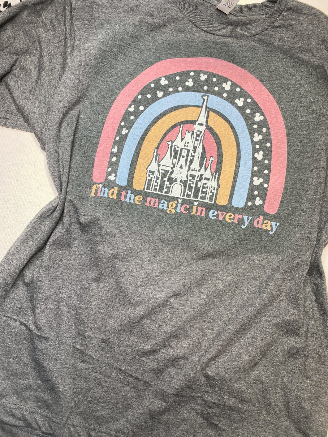 Find the magic in every day graphic tee