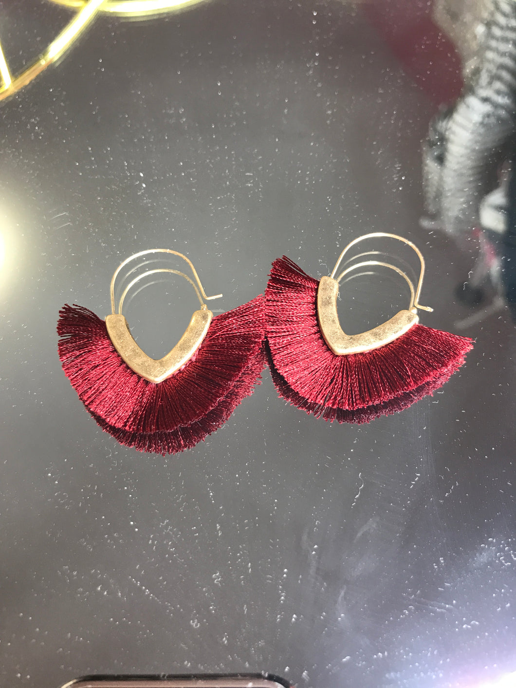 Flutter by earrings in burgundy