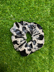 Feeling Fierce animal print scrunchie