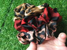 Load image into Gallery viewer, Animal Print 3-pc scrunchie set
