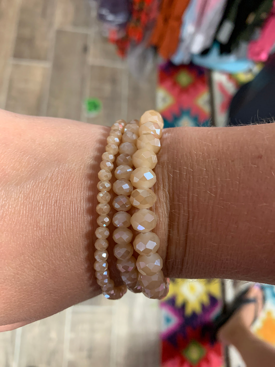 Nude 3-bead bracelet set