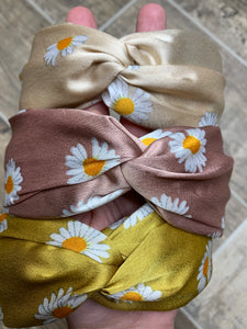 Daisy Daisy satiny headband- DOORBUSTER