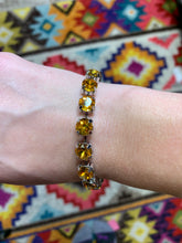 Load image into Gallery viewer, BLING BLANG bracelet in golden yellow
