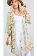 Load image into Gallery viewer, Blooming beauty kimono cardigan
