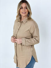 Load image into Gallery viewer, Easel &quot;Twisted Tunic&quot; Solid Button Down Tunic Shirt
