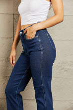 Load image into Gallery viewer, Judy Blue Kailee Full Size Tummy Control High Waisted Straight Jeans
