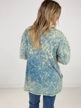 Load image into Gallery viewer, Zenana Acid Wash Front Pocket Raw Edge Top
