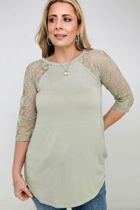 Zenana Plus Lace Half Sleeve Round Neck & Round Hem Top