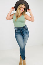 Load image into Gallery viewer, Judy Blue &quot;Mazzy&quot; High Waist Control Top Skinny Jeans
