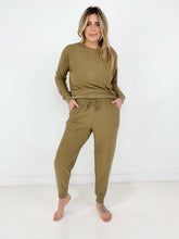 Load image into Gallery viewer, Zenana &quot;Splendid&quot; Reverse Soft French Terry Top &amp; Jogger Set
