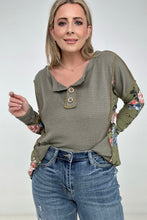 Load image into Gallery viewer, BiBi &quot;Primrose&quot; Thermal Knit Floral Color Block Henley Top
